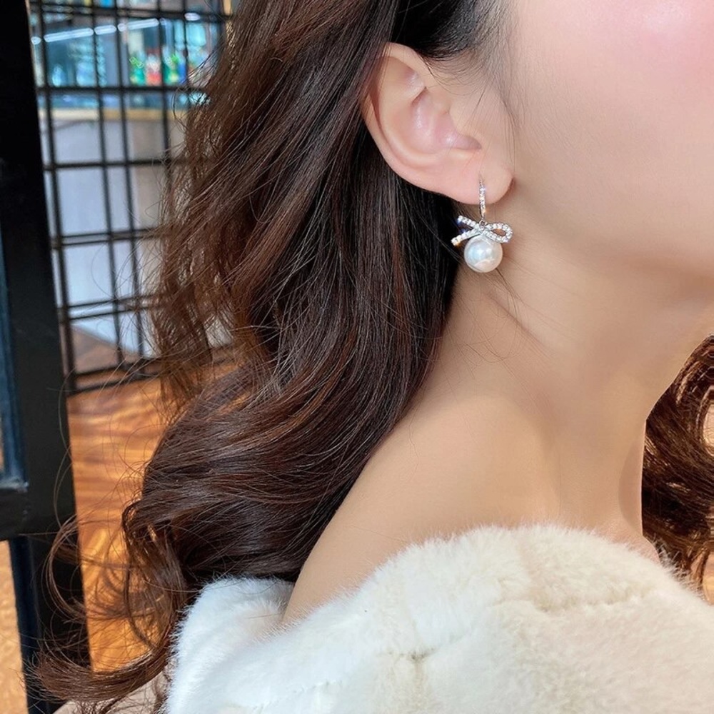 Pearl Drop Earrings